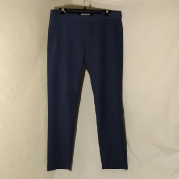 van heusen straight fit dress pants Flex Fit Ultra Wrinkle Free Straight Leg Pant Silver Grey / 42IN / 29